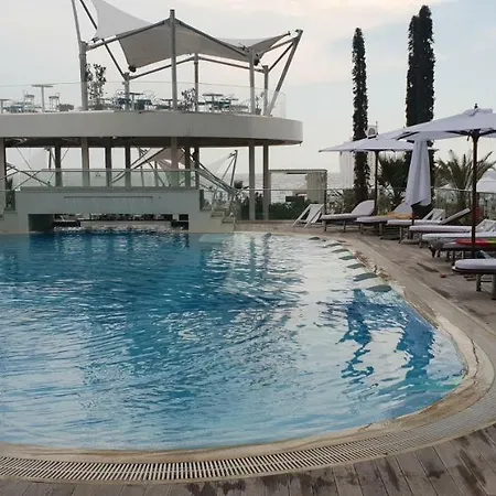 Premier Summerland * Mamaia
